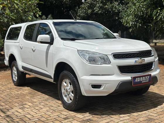 CHEVROLET S10 2.8 LT 4X4 CD 16V TURBO DIESEL 4P MANUAL